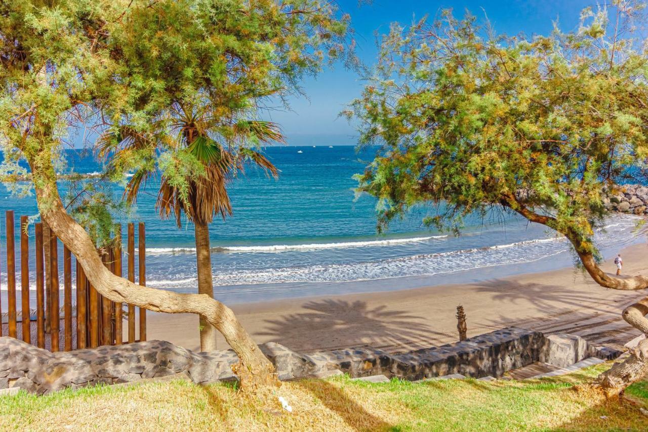 Front Of A Beach Aircon Las Americas Costa Adeje Плая де лас Америкас Екстериор снимка