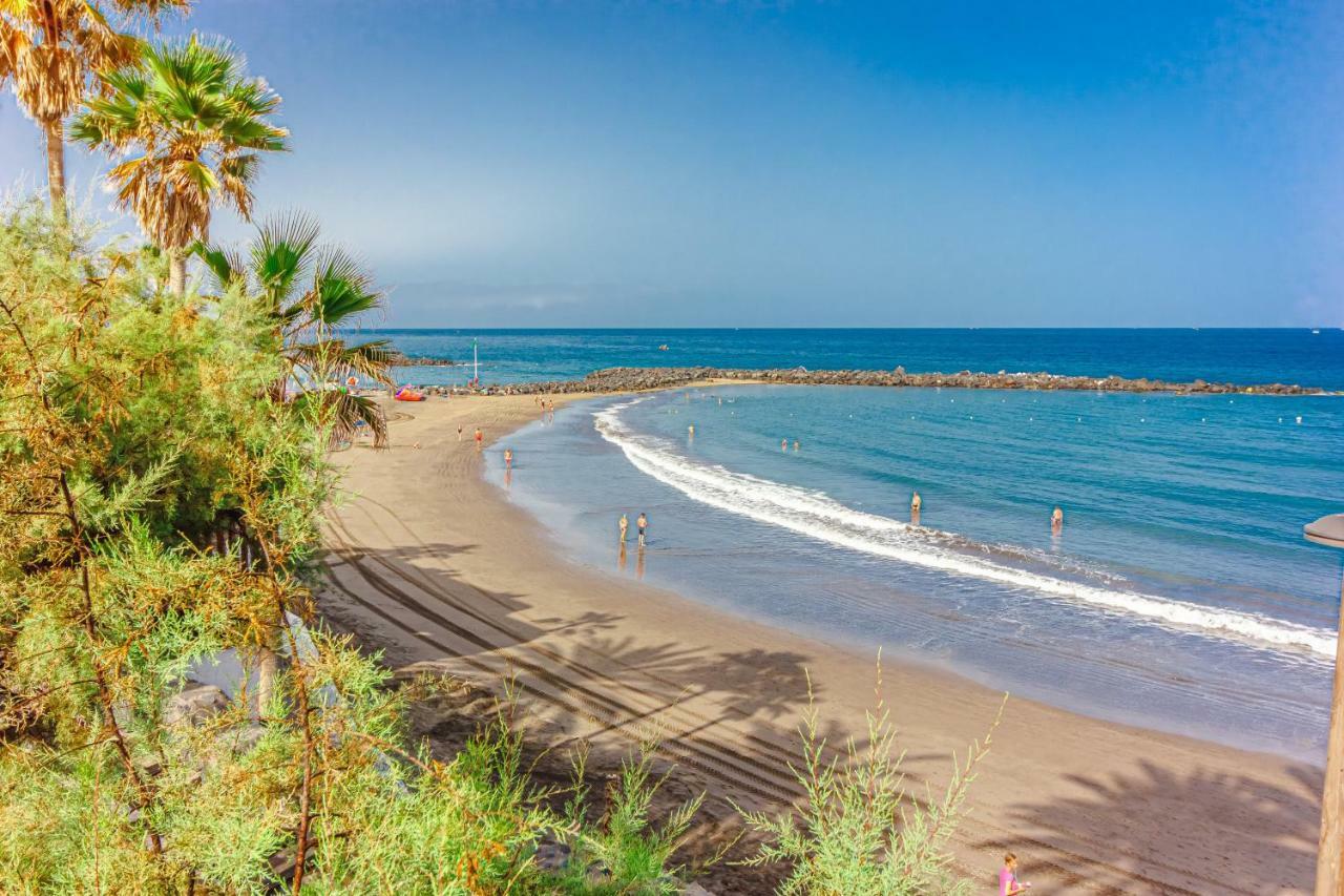 Front Of A Beach Aircon Las Americas Costa Adeje Плая де лас Америкас Екстериор снимка
